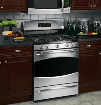 GE Profile™ 30" Free-Standing Dual-Fuel Range, P2B912SEMSS