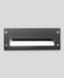 Recessed wall with slotted faceplate
