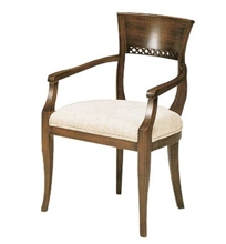 #226/1 ARM CHAIR